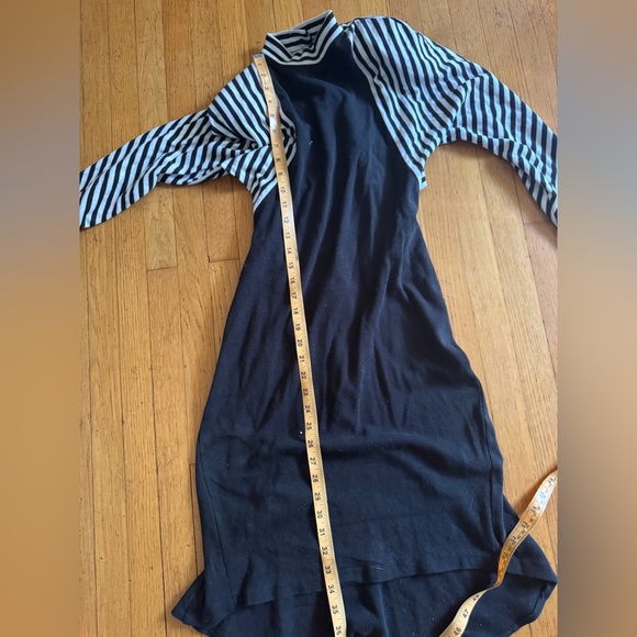 80s Vintage Black Long Sleeve Dress with Black and White Striped Sleeves - Picture 12 of 12